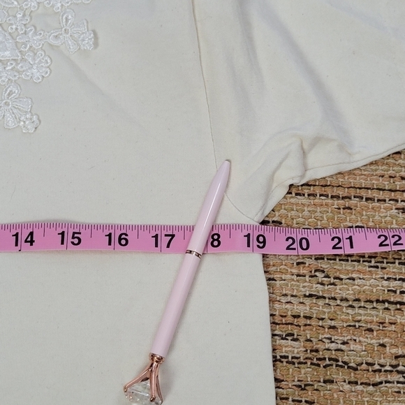 VINTAGE Lace and Shoulder Pad Shirt - Picture 5 of 9